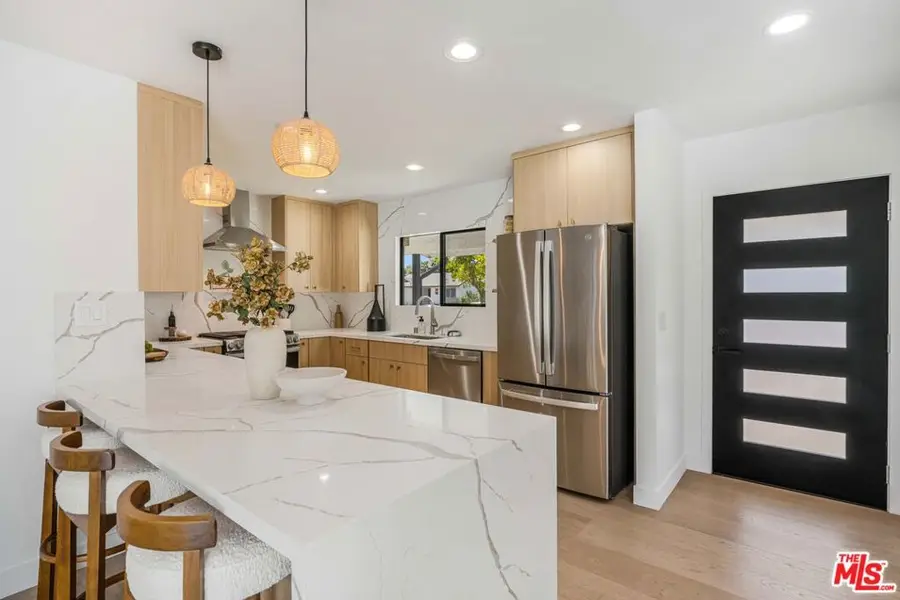 6150 Sylvia Avenue, Tarzana, CA 91335 - #3