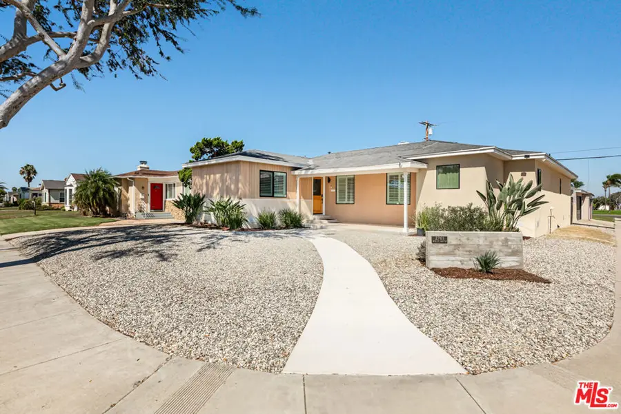 2701 W 84th Street, Inglewood, CA 90305 - #3