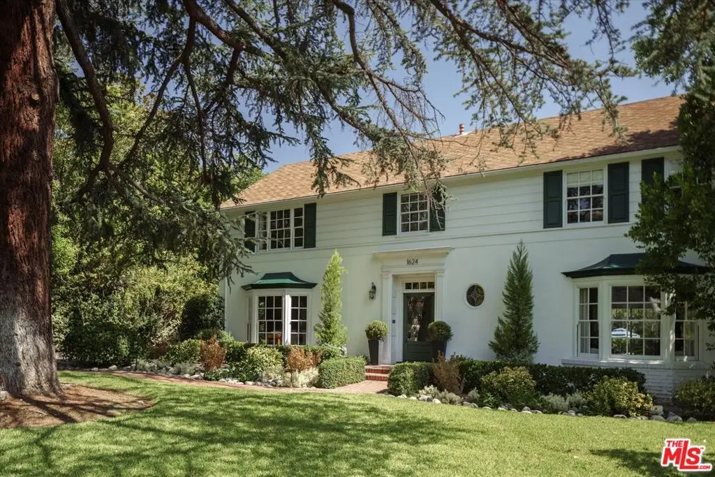 1624 Hillcrest Avenue, Glendale, CA 91202 - #1