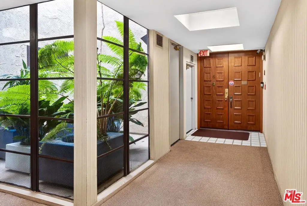 4822 Van Noord Avenue #6, Sherman Oaks, CA 91423 - #1