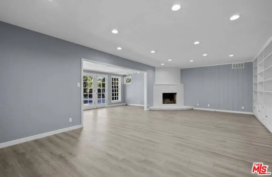6114 Buffalo Avenue, Van Nuys, CA 91401 - #3
