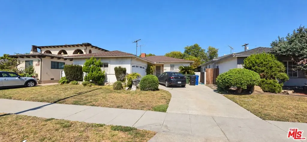 3854 S Norton Avenue, Los Angeles, CA 90008 - #1