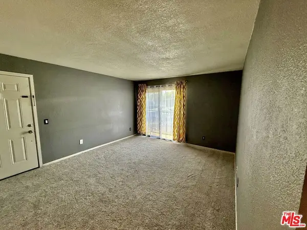 1265 Kendall Drive #6I5, San Bernardino, CA 92407