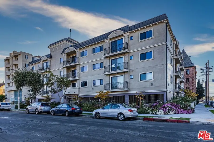 901 S Gramercy Drive #202, Los Angeles, CA 90019 - #2