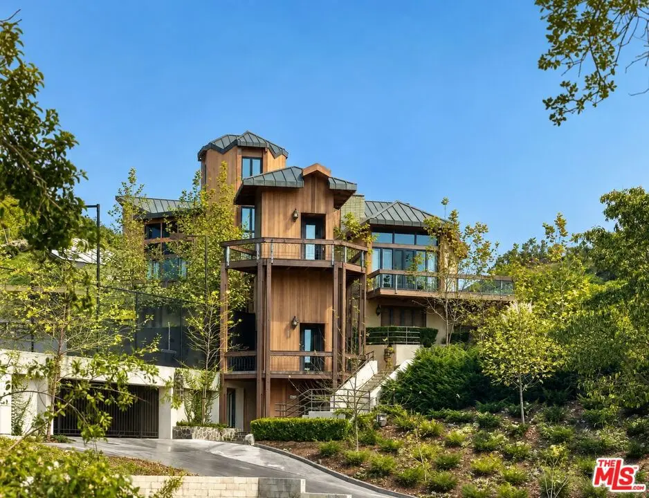 1119 Moraga Dr, Los Angeles, CA 90049 - #1