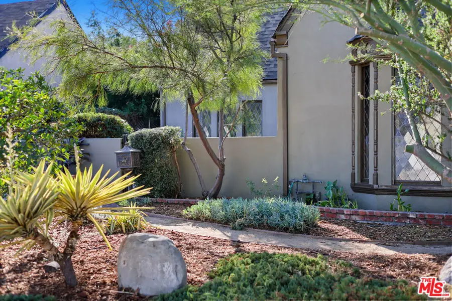 1017 N Howard Street, Glendale, CA 91207 - #3