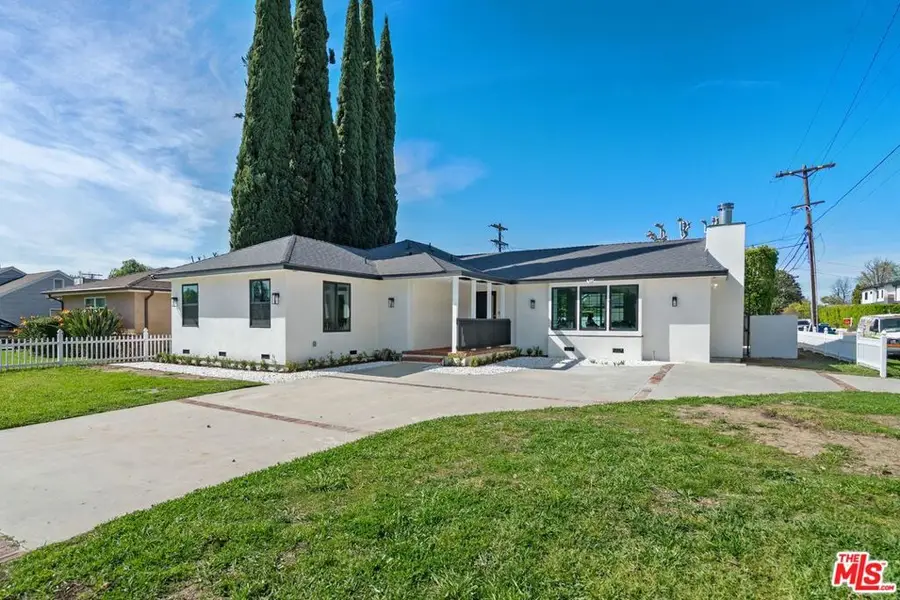 4955 Woodman Avenue, Sherman Oaks, CA 91423 - #2