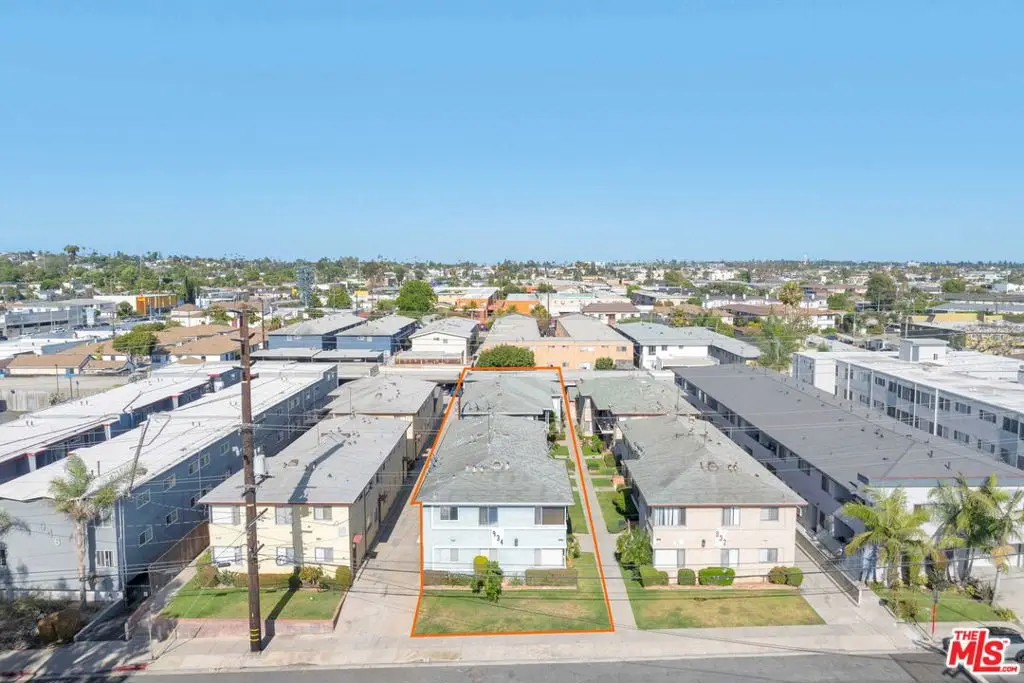 934 W Beach Avenue, Inglewood, CA 90302 - #1