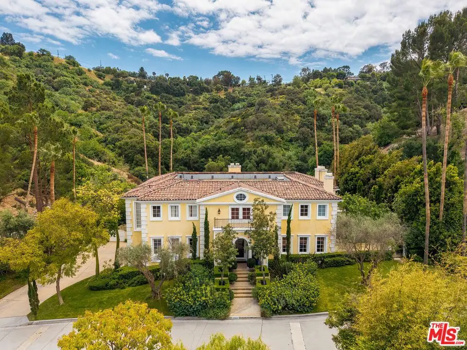 13935 Durham Road, Beverly Hills, CA 90210 - #1