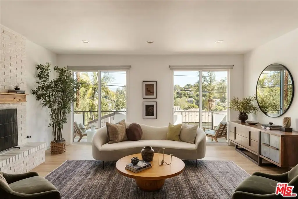 2441 Claremont Avenue, Los Angeles, CA 90027 - #1