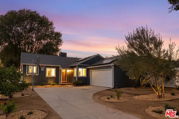 7033 Quartz Avenue, Winnetka, CA 91306