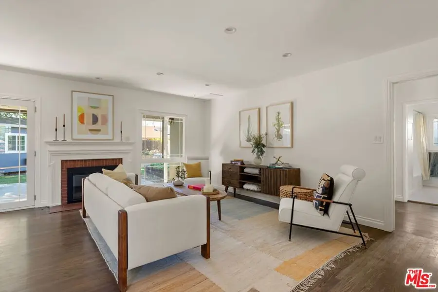7033 Quartz Avenue, Winnetka, CA 91306 - #3