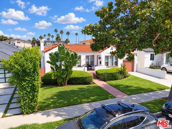 3944 Huron Avenue, Culver City, CA 90232