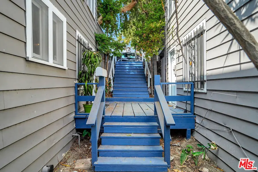 1118 Sanborn Avenue, Los Angeles, CA 90029 - #2