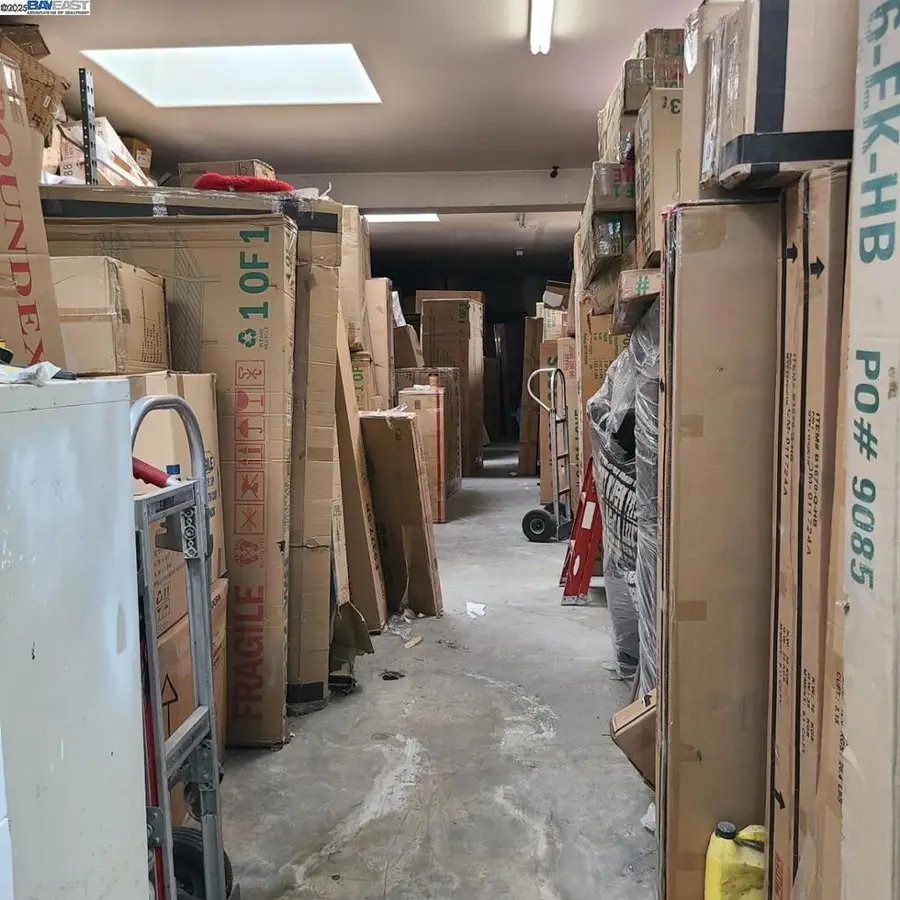 2560 International Blvd., Oakland, CA 94601 - #3