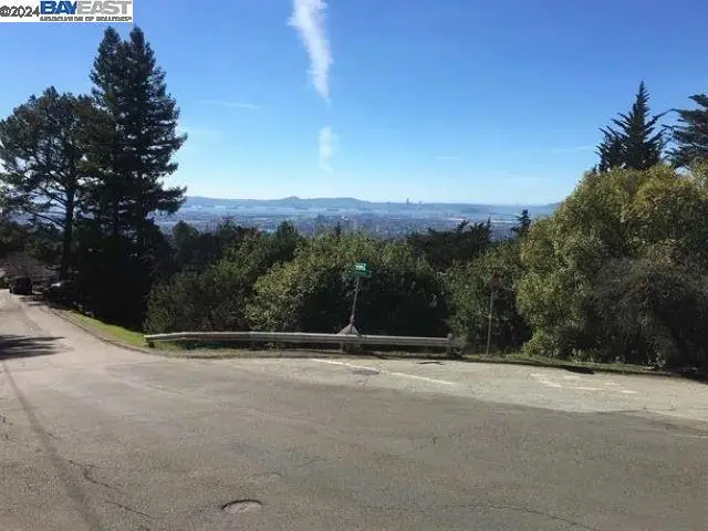 0 Chelsea Dr, Oakland, CA 94611 - #2