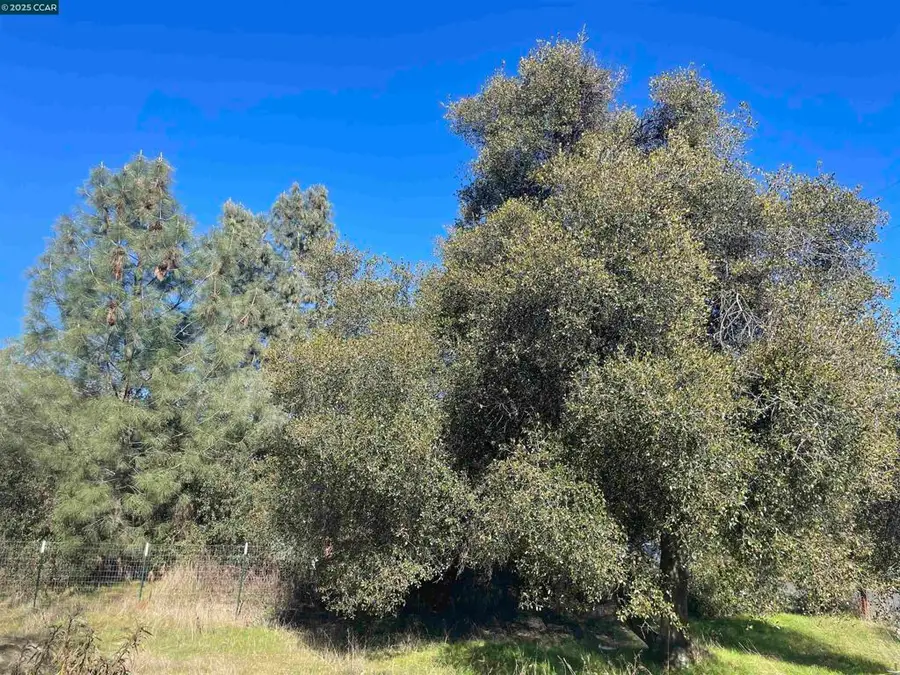 3627 Mint St, Clearlake, CA 95422 - Image #2