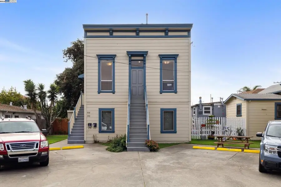 1820 3rd St, Alameda, CA 94501 - Image #2
