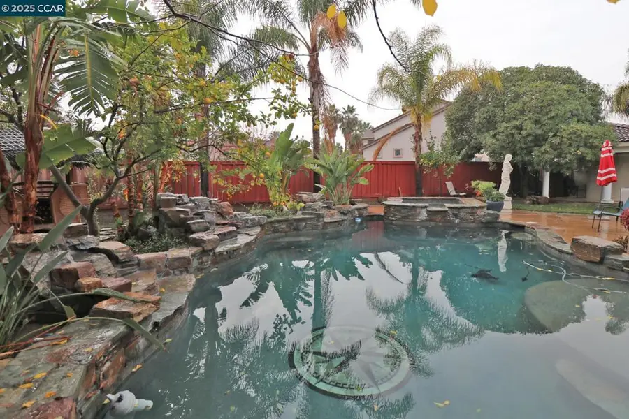 1097 Teal Ct, Brentwood, CA 94513 - Image #2