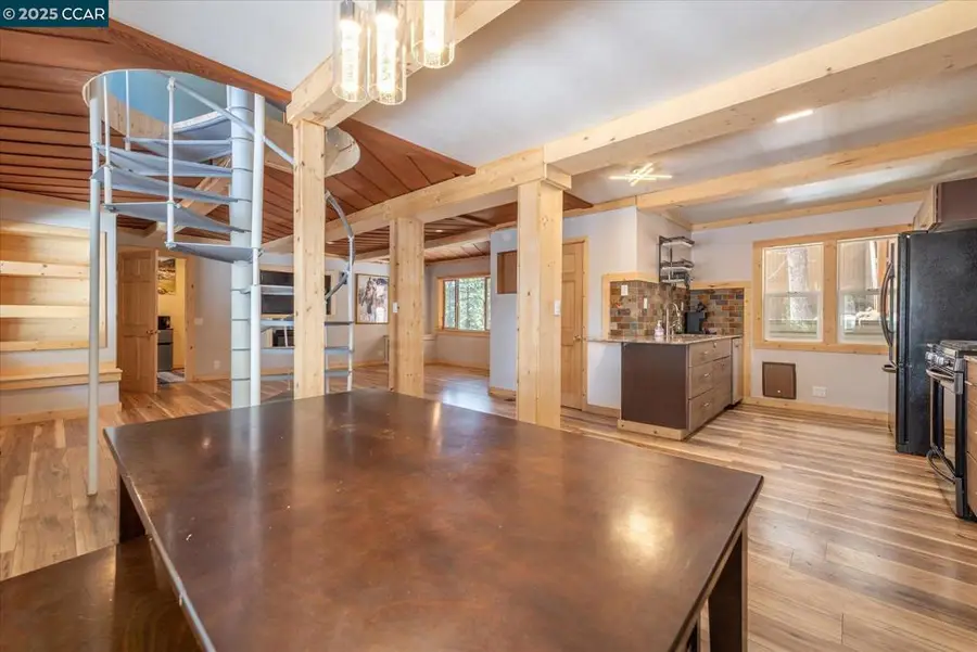 12255 Sierra Dr, Truckee, CA 96161 - Image #3