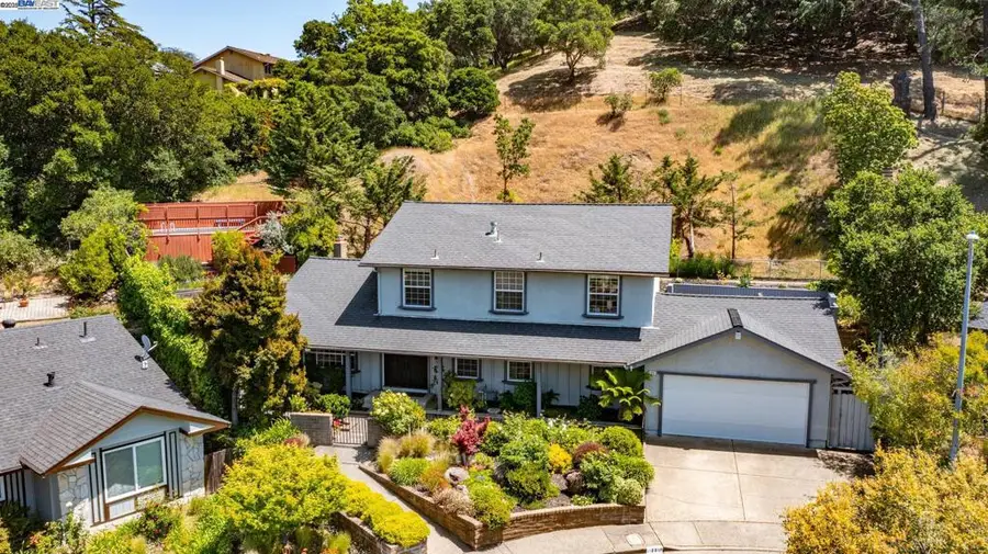 11 Oak Tree Court, San Rafael, CA 94903 - #2