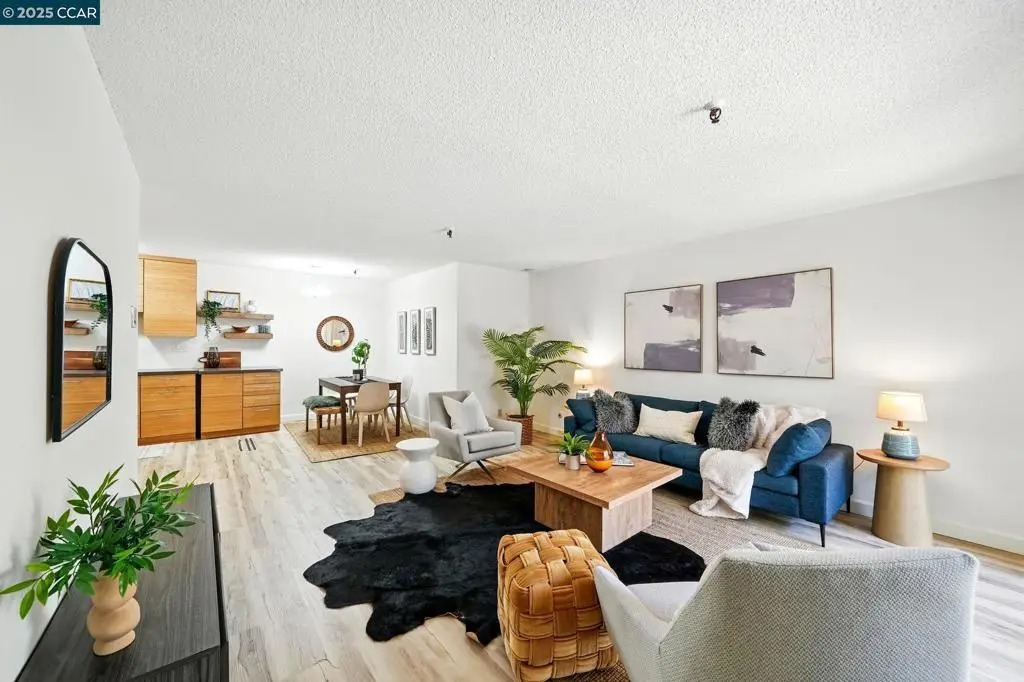 325 Lenox Ave #104, Oakland, CA 94610 - Image #1
