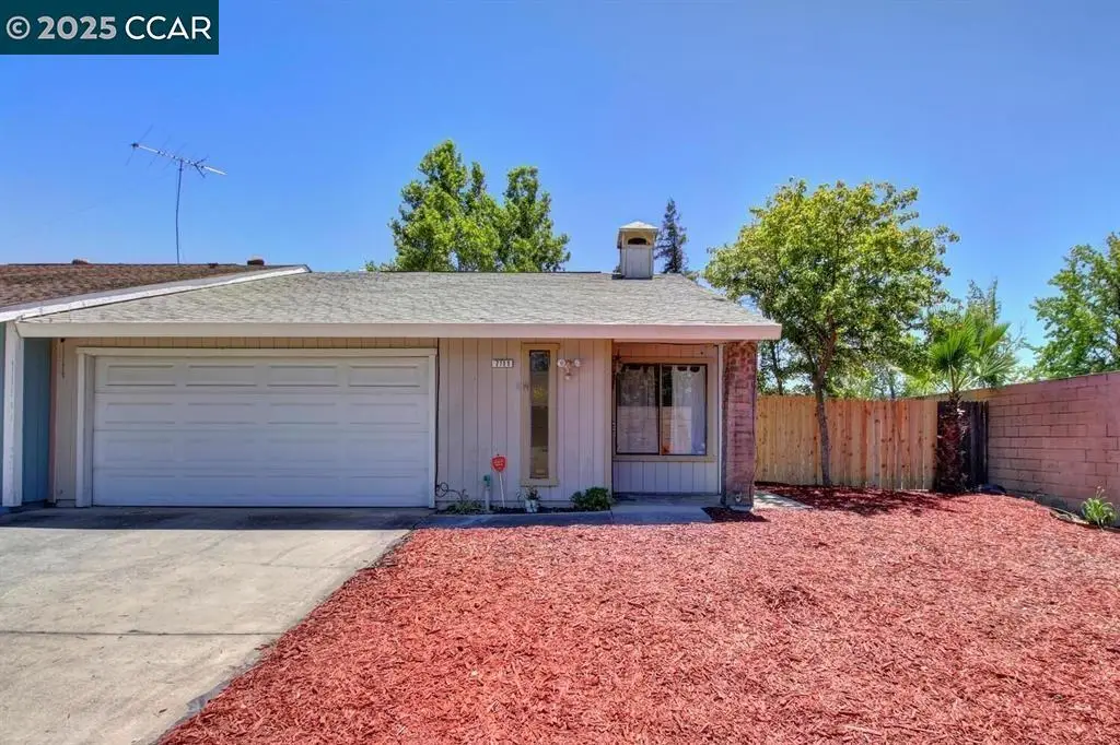 7711 Lakewood Park Dr., Sacramento, CA 95828 - #1