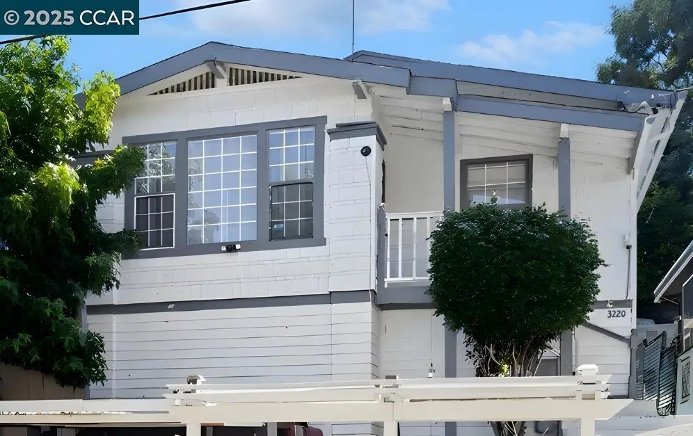 3220 Champion St, Oakland, CA 94602 - Image #1