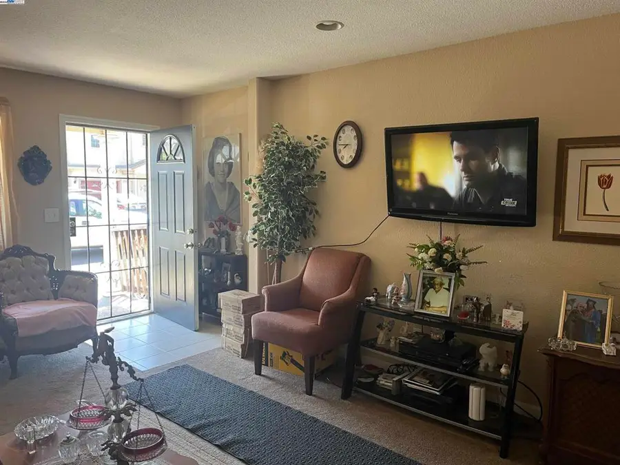 127 Willard Ave, Richmond, CA 94801 - Image #2