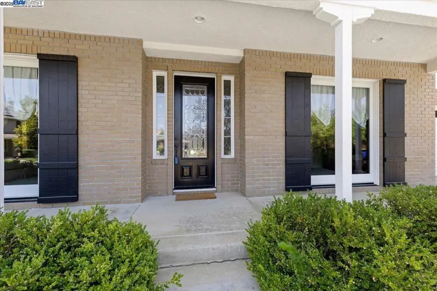 2597 Ancona Cir, Livermore, CA 94550 - Image #2