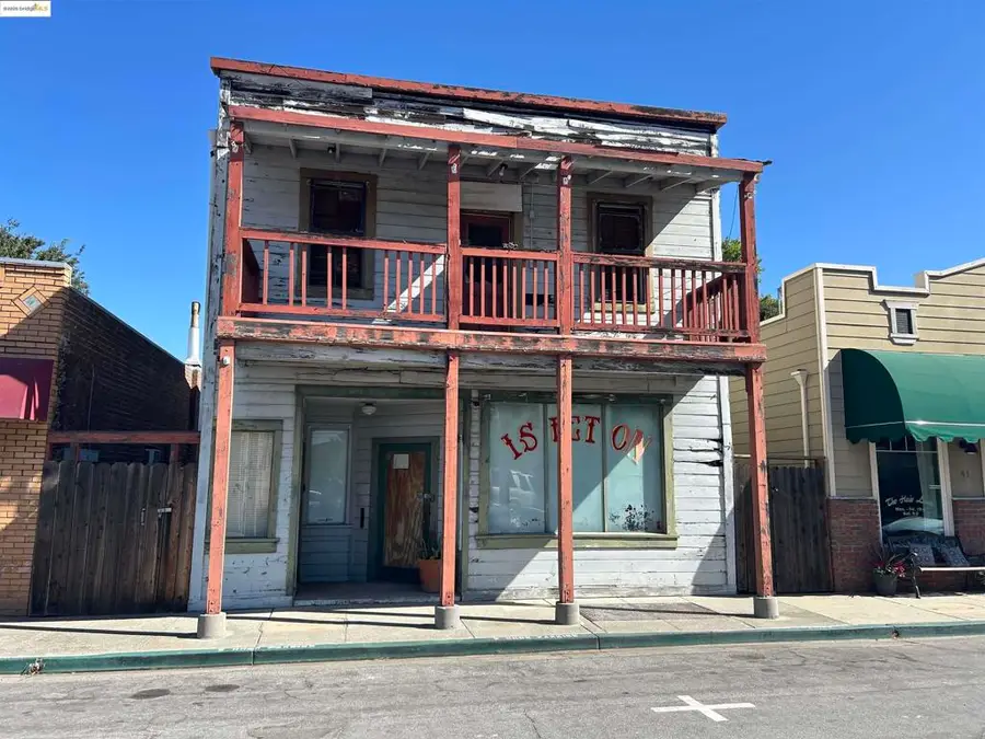 39 Main St, Isleton, CA 95641 - #2