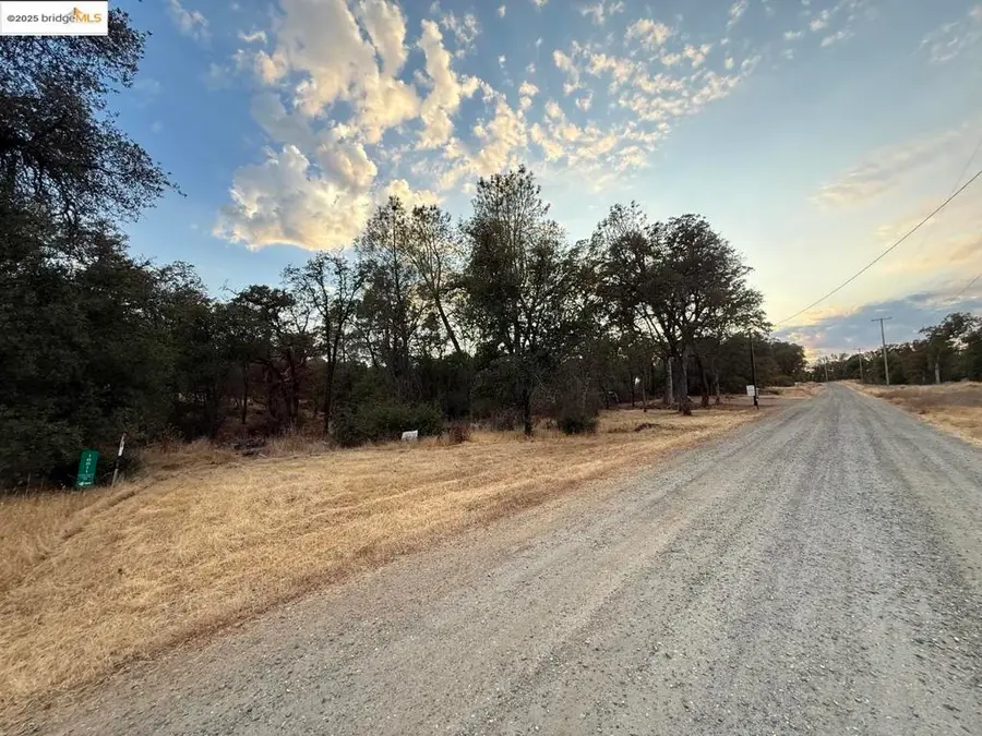 18891 Tanglewood Hollow Way, Grass Valley, CA 95949 - Image #2