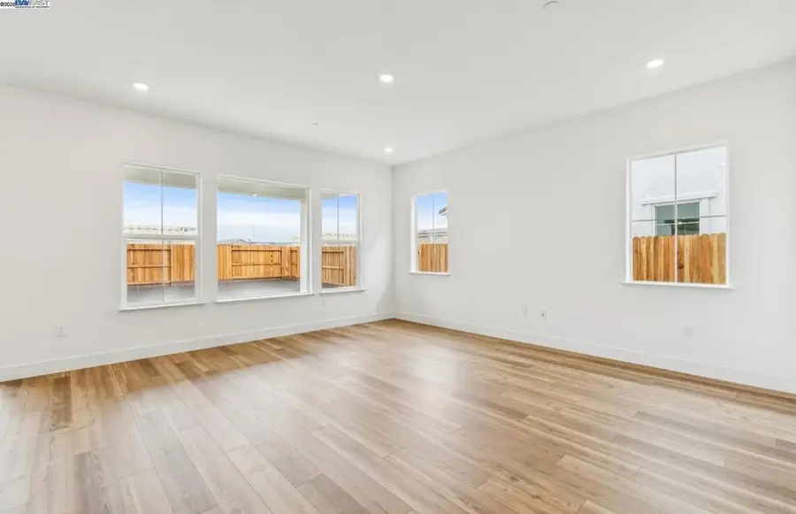 Address Withheld By Seller, Manteca, CA 95337 - #3