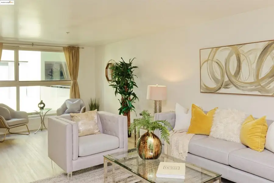 1201 Pine St #315, Oakland, CA 94607 - #2
