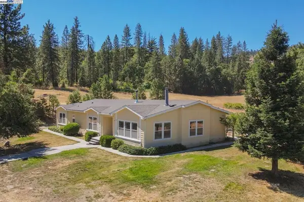 72 Alder Creek Rd, Lewiston, CA 96052