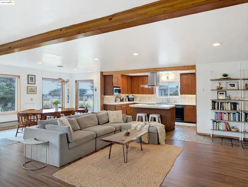 14771 Cypress Point Rd, Manchester, CA 95459 - Image #1