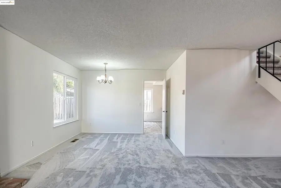 1371 Palmer Ave, San Pablo, CA 94806 - Image #2