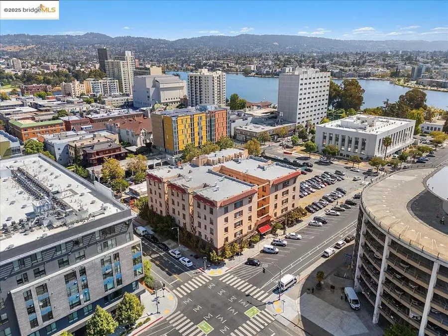 184 13th St, Oakland, CA 94612 - #2