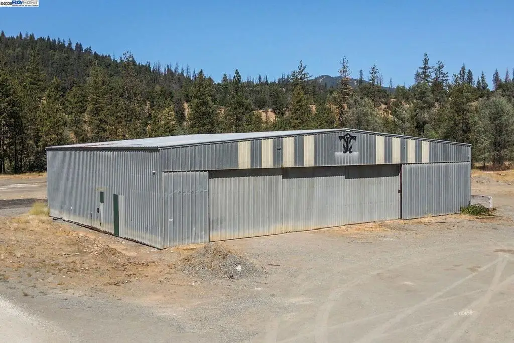 30661 State Hwy 3, Douglas City, CA 96024 - #1