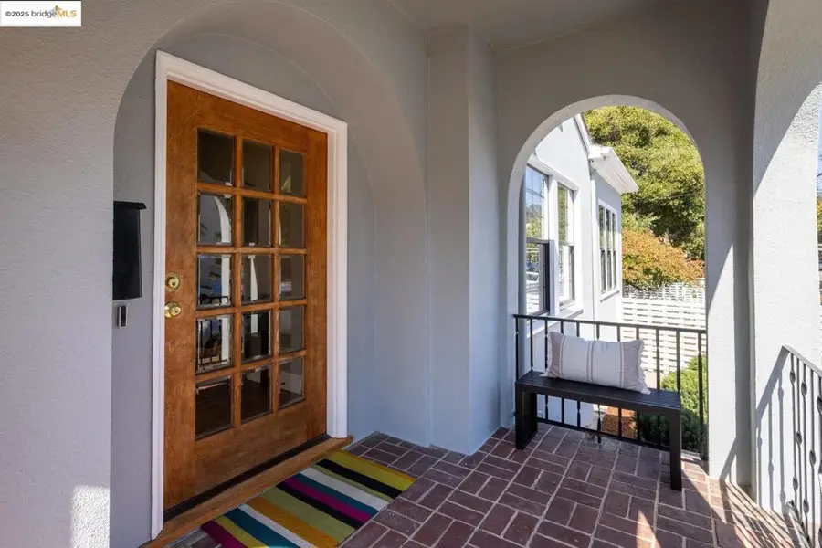 1668 Arch St, Berkeley, CA 94709 - Image #2