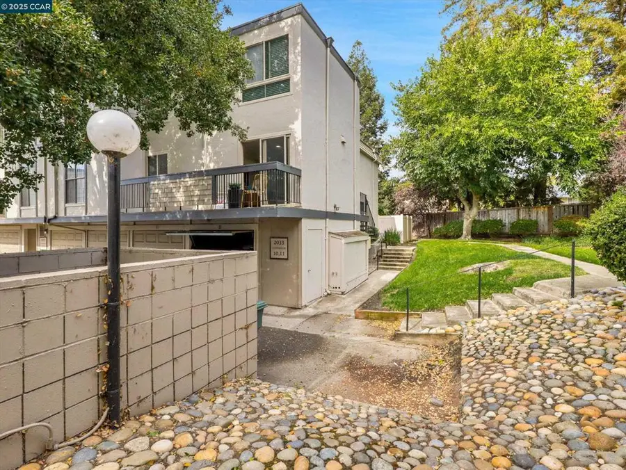 2033 Sierra Rd #10, Concord, CA 94518 - Image #2