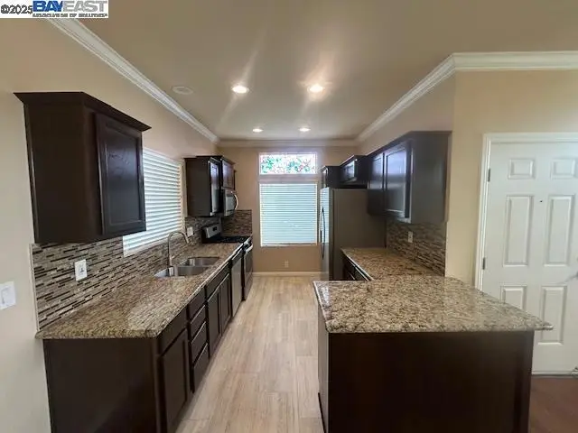 1200 W Winton, Hayward, CA 94545 - Image #2