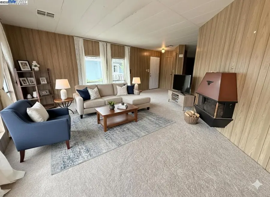 1225 Vienna Dr, Sunnyvale, CA 94089 - Image #2