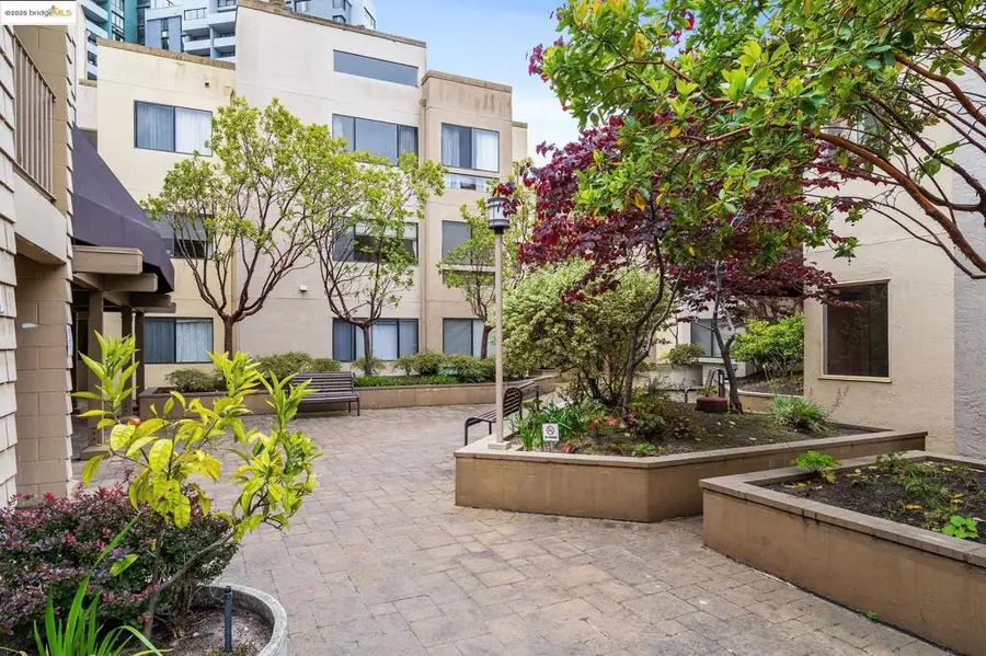 545 Pierce St #1206, Albany, CA 94706 - #2