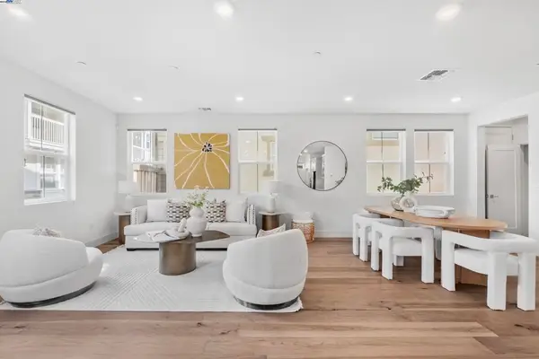 37534 Watersail Way, Newark, CA 94560