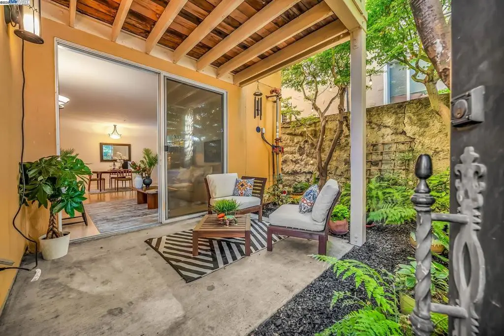 400 400 Wayne Ave #1, Oakland, CA 94606 - #1