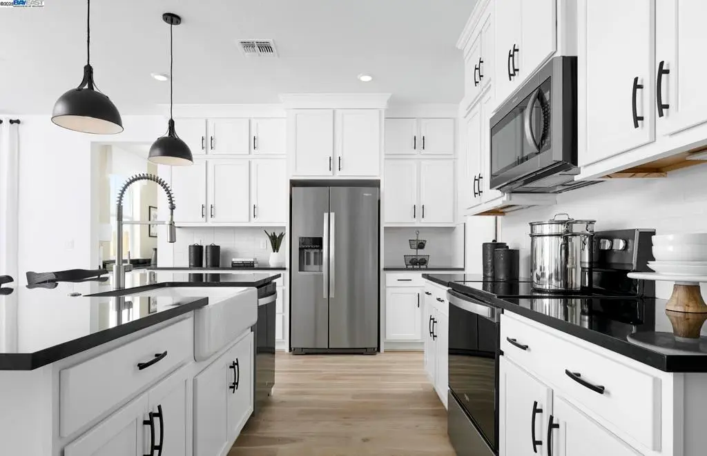 Address Withheld By Seller, Manteca, CA 95337 - Image #1