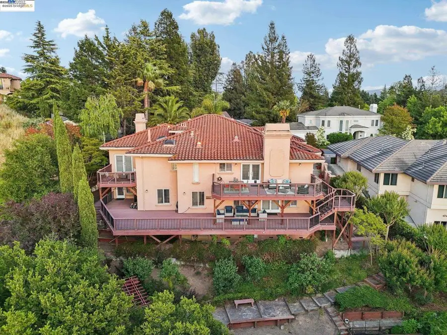 20340 Hunters Knls, Castro Valley, CA 94552 - Image #3