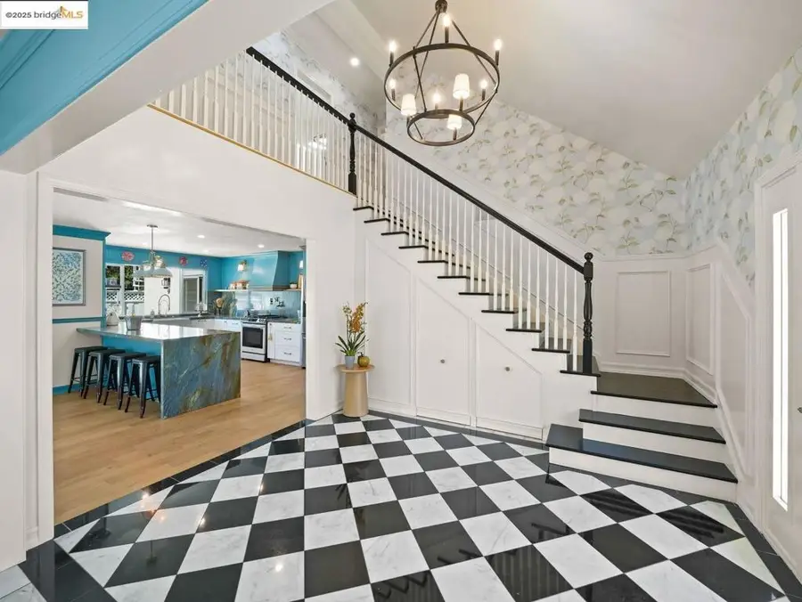 8 Skander Ct, Pleasant Hill, CA 94523 - Image #3