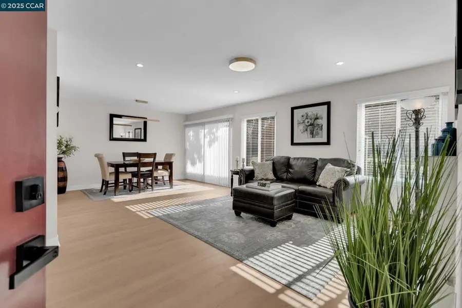 406 Olympus #5, Hercules, CA 94547 - Image #3